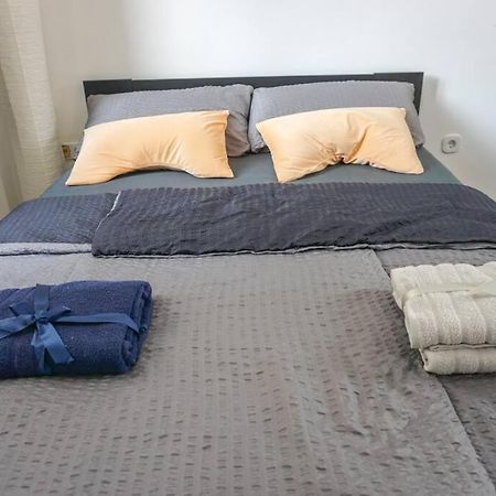 Apartment In Wuppertal - Charmante 3-Zimmer-Oase Mit Kamin Und Badewanne Esterno foto