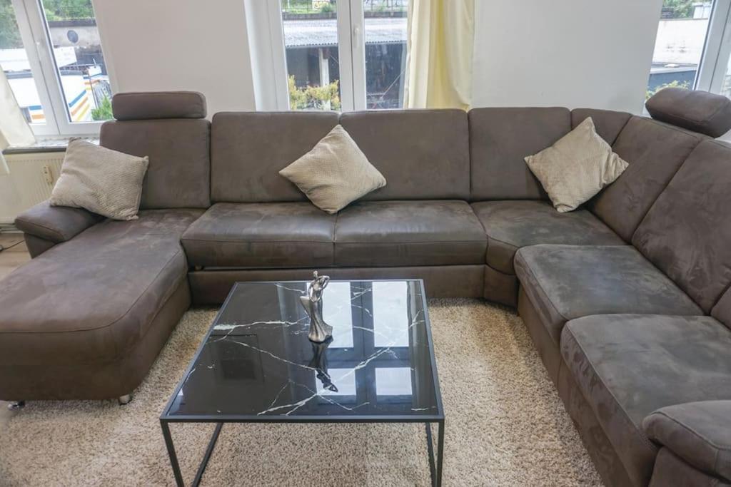 Apartment In Wuppertal - Charmante 3-Zimmer-Oase Mit Kamin Und Badewanne Esterno foto