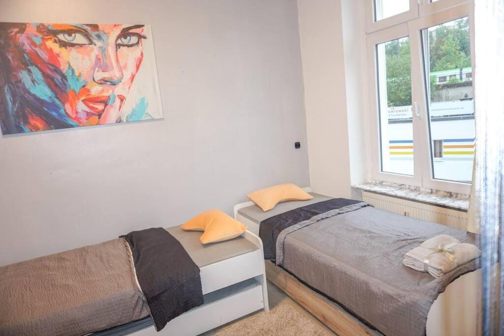 Apartment In Wuppertal - Charmante 3-Zimmer-Oase Mit Kamin Und Badewanne Esterno foto