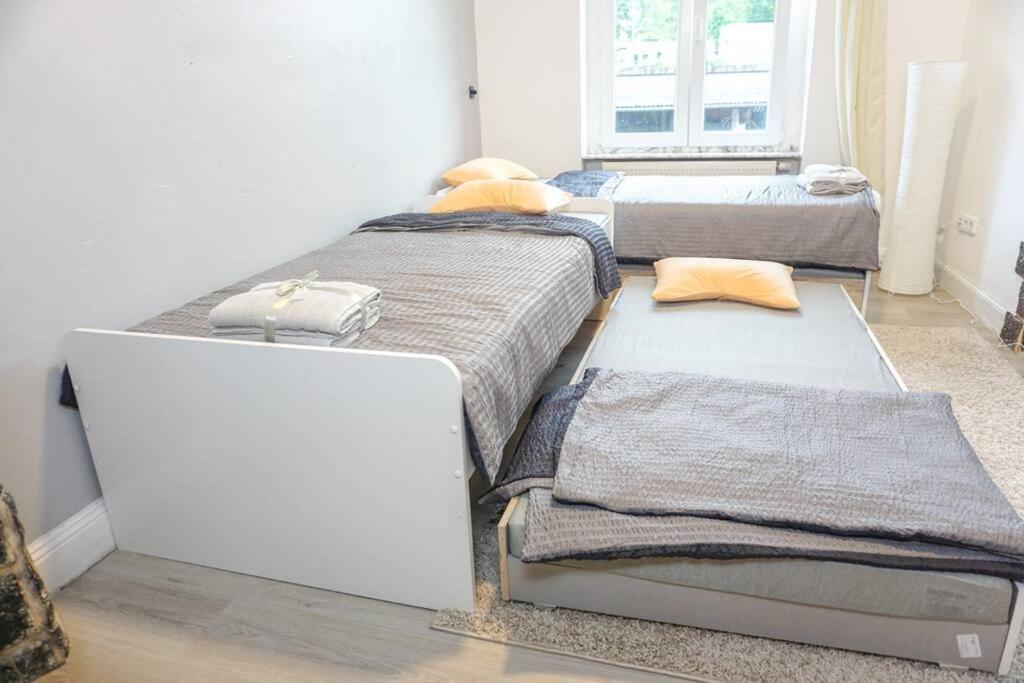 Apartment In Wuppertal - Charmante 3-Zimmer-Oase Mit Kamin Und Badewanne Esterno foto